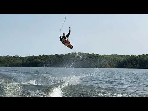 Превью видео: Air Chair