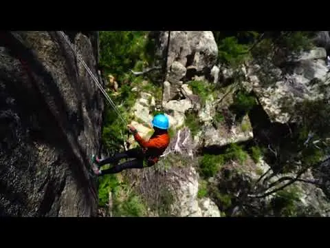 Превью видео: Abseiling